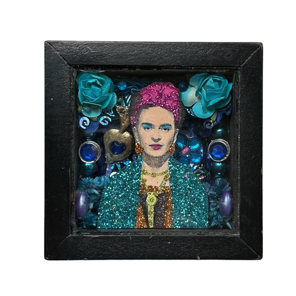 Handcrafted Frida Kahlo Wooden Jewelry Shadow Box - Picture 2 of 8